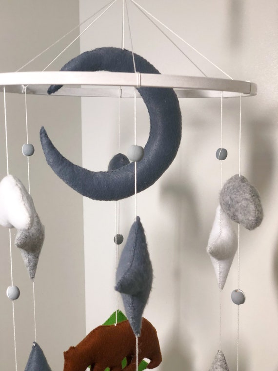 Forest mobile Bear mobile Baby boy nursery mobile Bear crib mobile Nature mobile Camp baby mobile Felt grizzly mobile Mountain mobile
