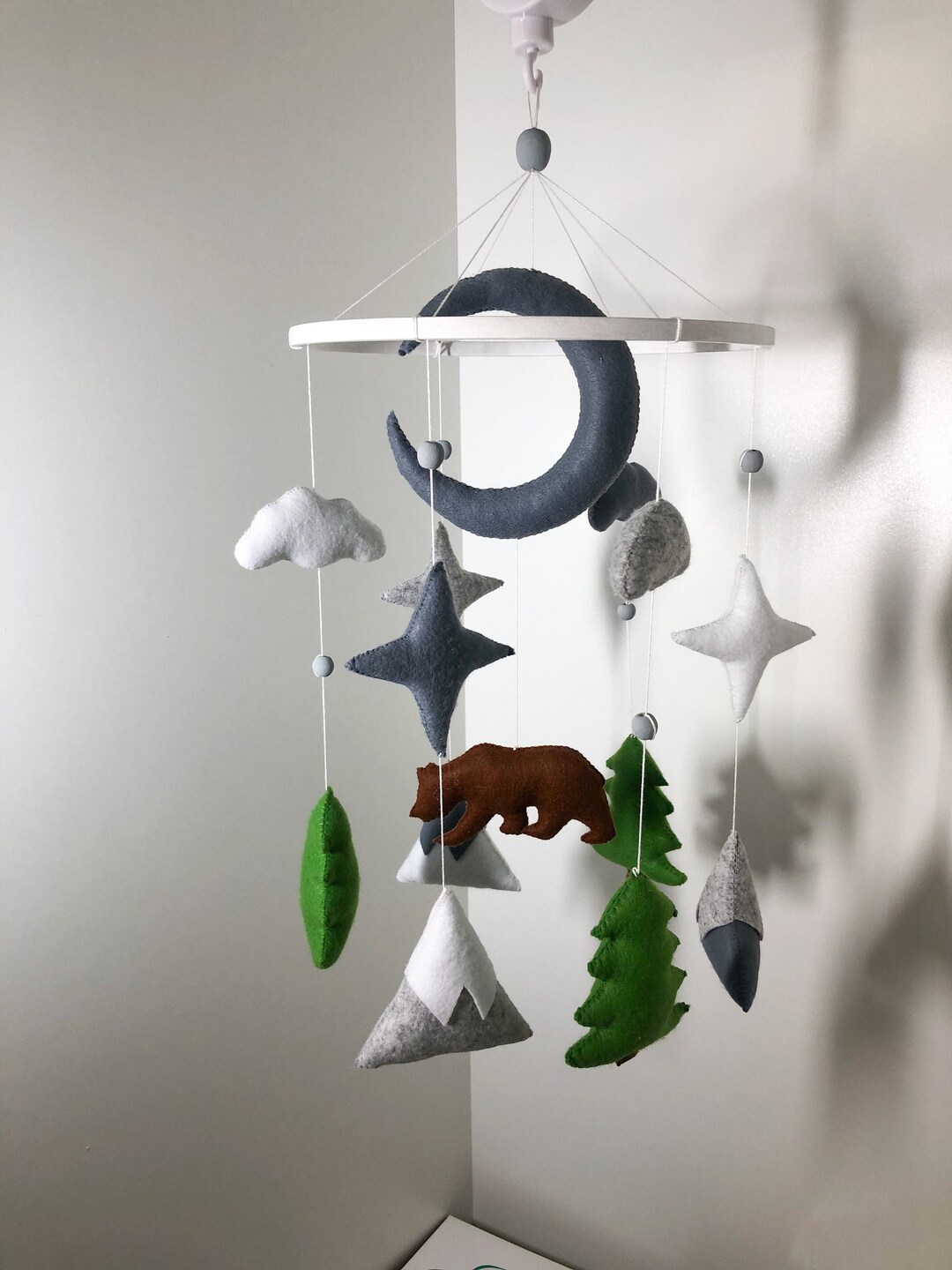 Felt Baby Mobile, Nature Mobile, Forest Mobile, Woodland Mobile, California Grizzly, Baby Crib