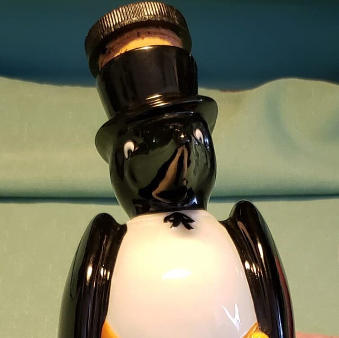 Old Crow Decanter, With Original Label, Made by the Royal Doulton