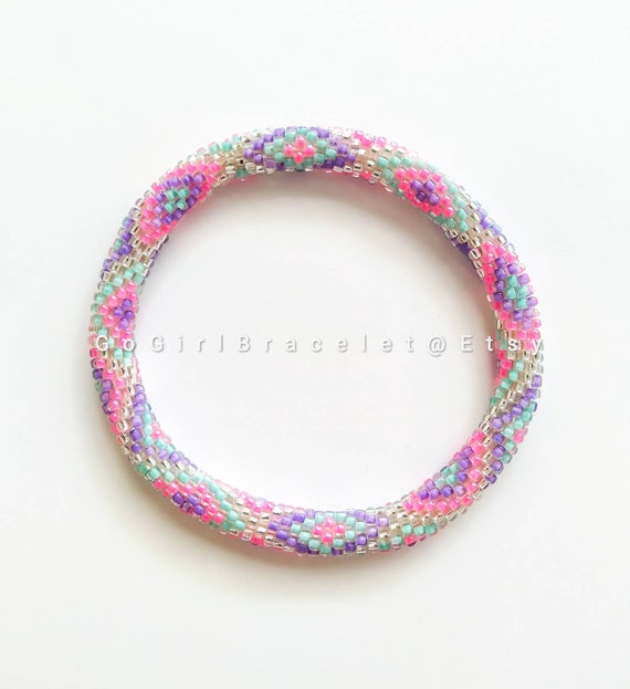 Kaleidoscope Bracelet (Loom), Sova Enterprises