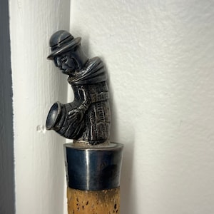 Vintage 925 Sterling Silver Man Pouring Wine Wine Pourer With Aerator And Cork Stopper Collectible Made In Peru With Makers Mark