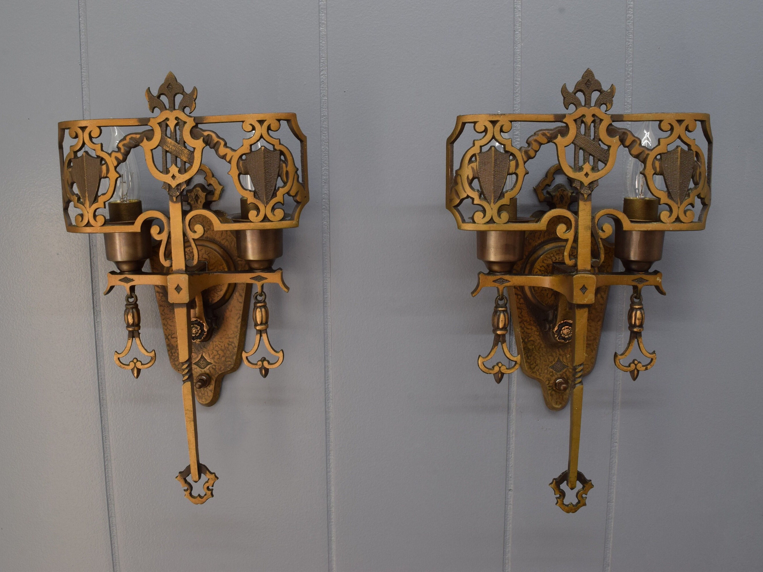 エクステンション 2~4人用 1920's UK Brenner ヴィンテージ Original 1920s Antique Wall Sconce Pairs Tudor Style Bronze Torch