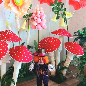 Alice in wonderland prop, lot of 6 cluster Fly Agaris mushrooms, Alice in Wonderland party photo prop giant, Mad Hatter photo backdrop props image 4