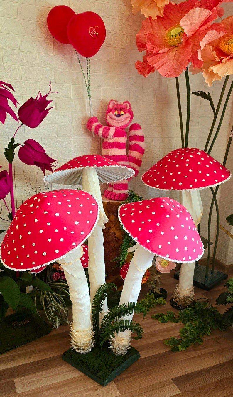 Alice in wonderland prop, lot of 6 cluster Fly Agaris mushrooms, Alice in Wonderland party photo prop giant, Mad Hatter photo backdrop props image 2