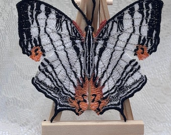 Mapwing Butterfly Embroidery - Customizable Clip or Decor