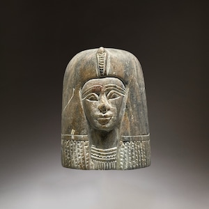 Marvelous Queen HATSHEPSUT ( AMUN&#39;s Wife ) Bust with the cobra on Top