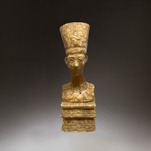 Nefertiti Bust - Handcrafted Egyptian Queen Nefertiti Statue, Handmade Ancient Egyptian Decor, Unique Home Decor Gift