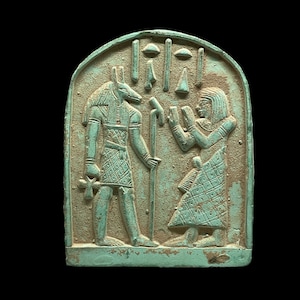 Plaque égyptienne en relief en résine d&#39;Anubis - Décoration d&#39;intérieur ancienne