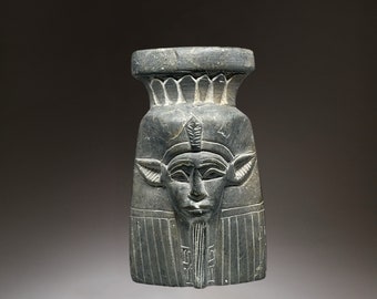 Busto de Hathor en piedra tallada a mano: diosa egipcia de la belleza