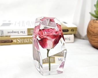 Crimson Whisper Rose in Resin: Romantic Floral Keepsake Gift