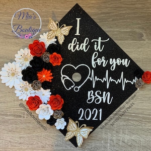 Personalisieren Sie Krankenschwester-Abschluss-Kappe Topper Still-Abschluss-Kappe Blumensonnenblume-Rosen