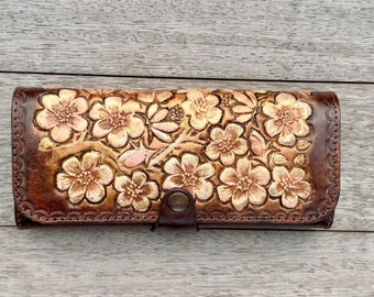 Women's natural leather sakura flowers wallet, hand-made embossed pattern