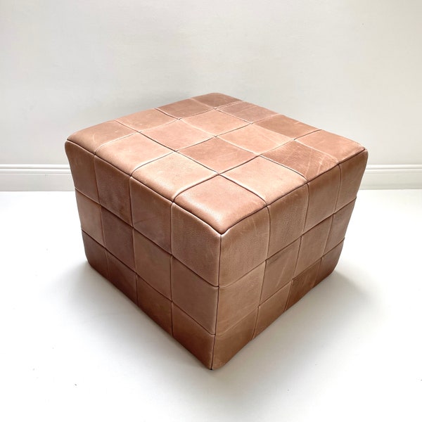 grand pouf cubique en cuir véritable PATCHWORK par DE SEDE, Suisse années 1970 | moderne du milieu du siècle | design d'intérieur