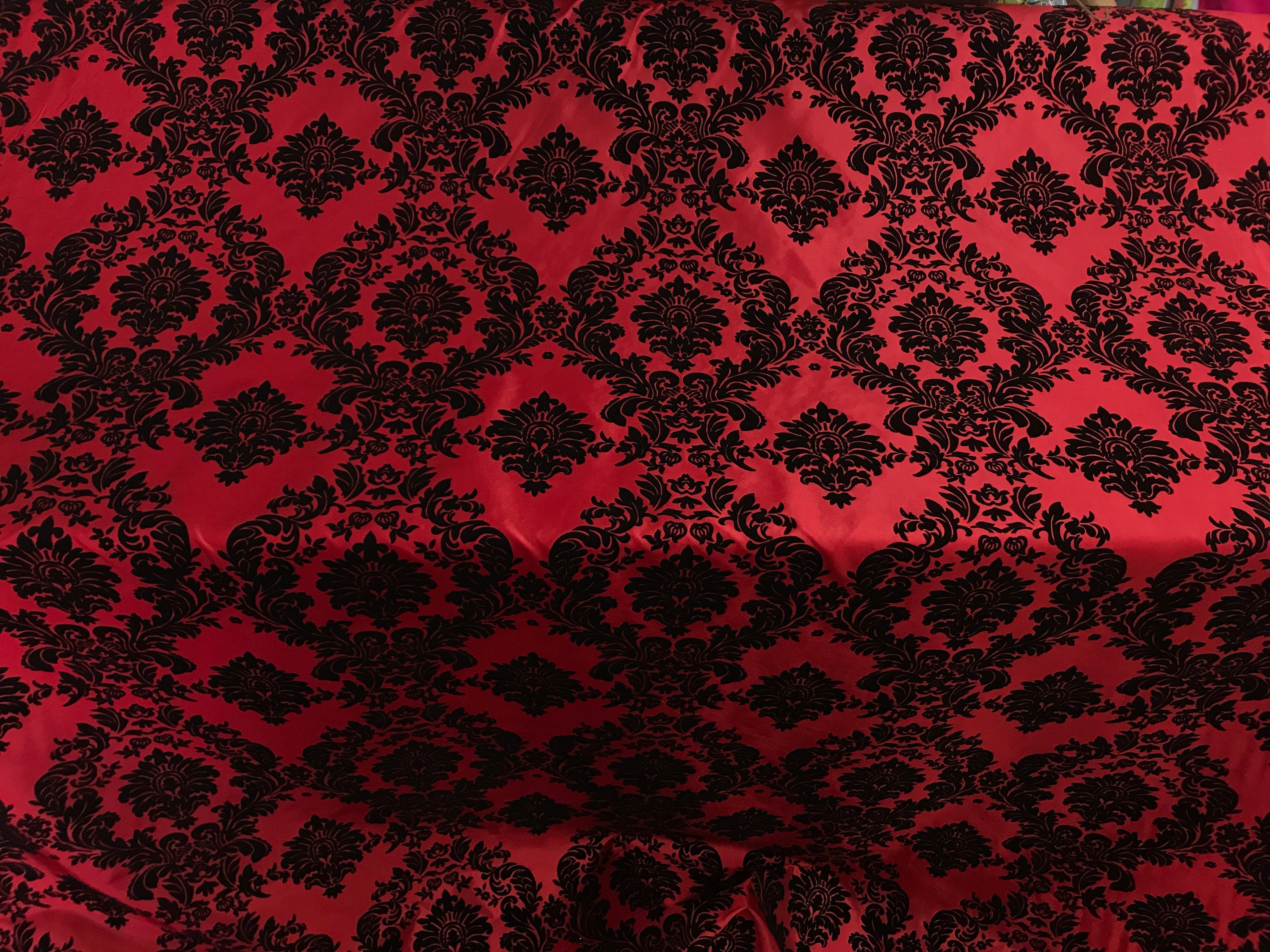 Black Velvet Damask Wallpaper