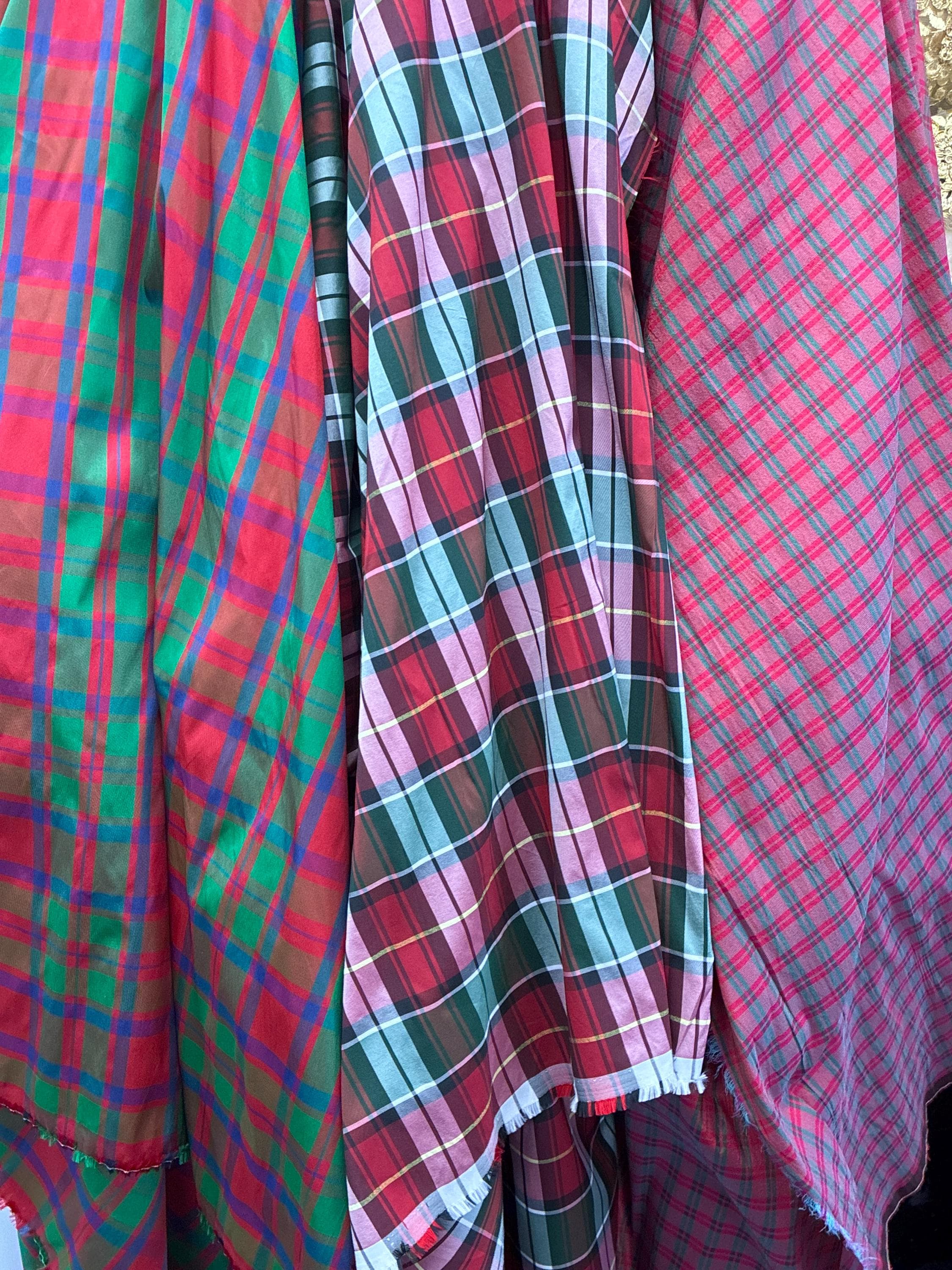 Red and Green Taffeta Fabric/ Christmas Plaid Fabric/poly Dupioni