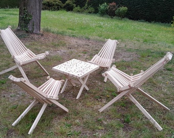 Table et chaises de jardin