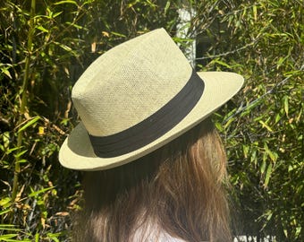 Sombrero Panamá unisex auténtico de palma tejida color tostado claro, sombrero de verano, sombrero de playa, sombrero de ala ancha