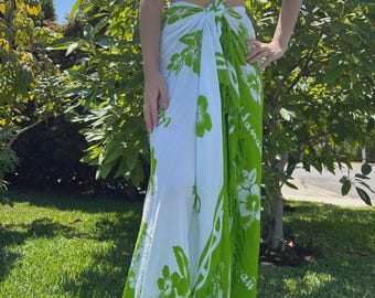 Vestido pareo hawaiano con diseño de hibisco verde y blanco, estilo tropical, para playa, piscina y bikini sexy