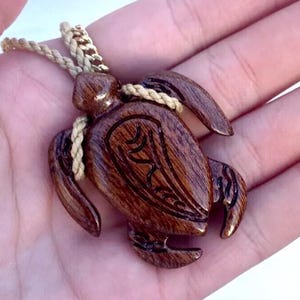 Hawaiian Jewelry Genuine Koa Wood Tribal Carved Turtle Honu Choker Necklace Pendant