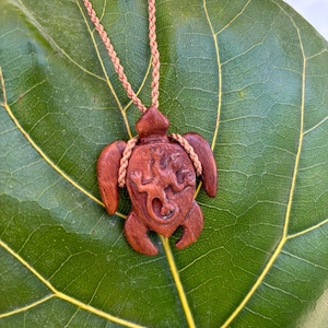Hawaiian Jewelry Genuine Koa Wood Tribal Carved Turtle Honu Frog Design Choker Necklace Pendant
