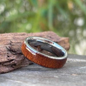 Anillo de boda de madera de koa para hombre, diseño hawaiano, 6 mm, talla 5-14