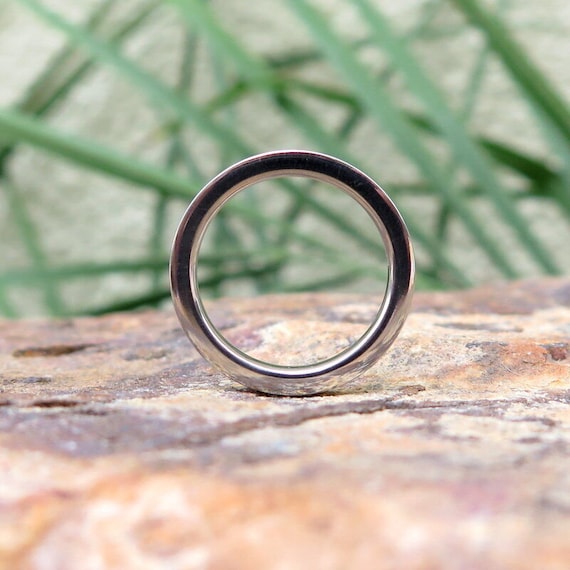 Titanium Wedding Band With Genuine Hawaiian Koa Wood Inlay – Men's Ring Sizes 3-14