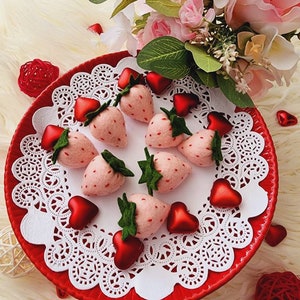 Filz rosa Erdbeeren, Filzbeeren, Filz rosa Erdbeeren, Sommer Dekor, Frühling Dekor, Filz Lebensmittel, Tiered Tablett Dekor