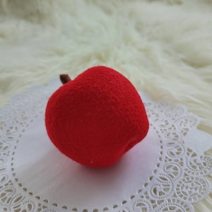 Felt apples ,felt Fruits, felt food , fake apples ,pretend play apples image 9