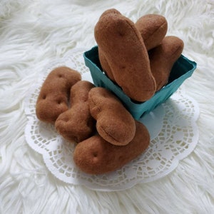 Felt potatoes,  felt vegetables, felt food , pretend kitchen, pretend garden
