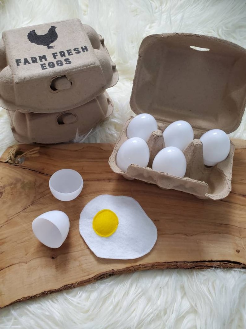 Felt eggs, felt crackable eggs, pretend play food , felt food , felt breakfast image 5