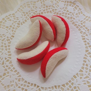 Felt apple slices, Felt food , Felt Fruits , felt desert image 1