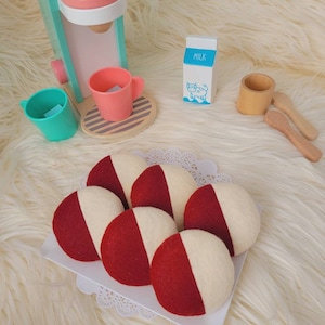 Felt cookies , felt food , pretend play cookies , Christmas present