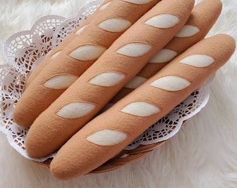 Filz Baguettes, Filzbrötchen. So tun, als ob sie Brot spielen