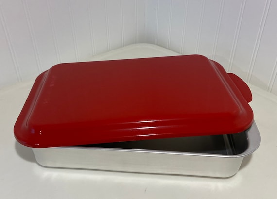 Nordic Ware 9X13 Cake Pan W/ Aluminum Lid - 4 Per Case