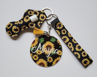 SUNFLOWER NAME KEYCHAIN | Sunflower | Personalized Keychain | Keychain | Sunflower Keychain | Circle Keychain | Sunflower Gift | Lanyards