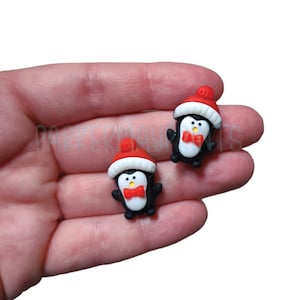 Christmas Penguin Cabochon | Resin Flatback | Kawaii | Christmas Accessories | Hair Bow Charm | Scrapbooking | Embellishment | Penguin