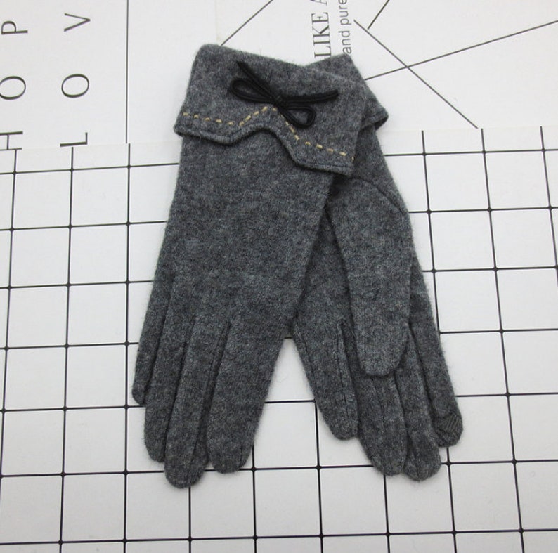 Yauvana Elegance Winter Gloves L-SIZE image 3