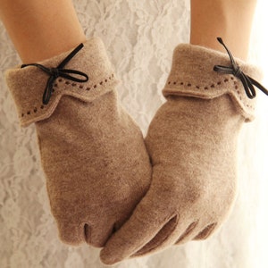 Yauvana Elegance Winter Gloves L-SIZE image 1