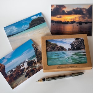 Biglietti d'auguri con scena di spiaggia delle Isole Vergini, set da 12, tema dell'isola, foto del tramonto sul porto, regalo per gli amanti della spiaggia, biglietti d'auguri con atmosfera tropicale