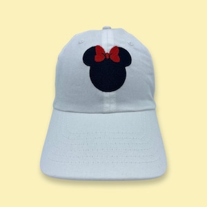 Embroidered Minnie Mouse Hat: Adjustable Baseball Cap