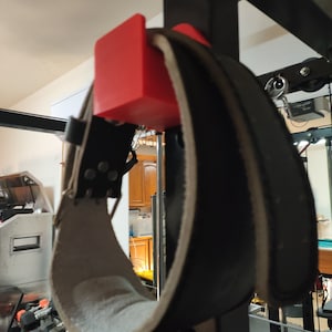 Power Rack Lifting Belt Holder - Fits 3x2 Inch Power Racks
