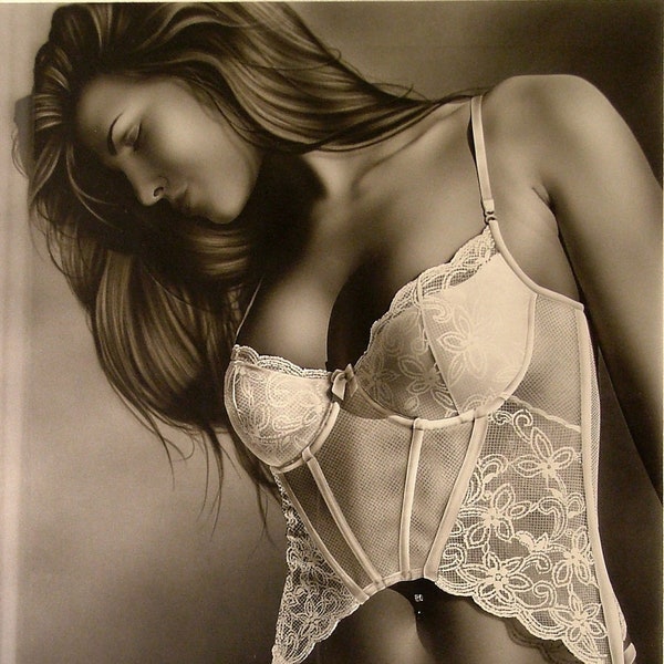 DESHABILLEZ MOI,peinture noir et blanc d'une femme sensuelle posant en lingerie blanche.