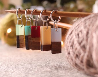 Jenerates Stitch Markers - colours