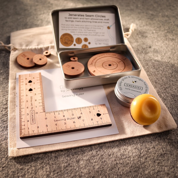 Gift set 3: Jenerates seam circles, ruler and tailor's wax