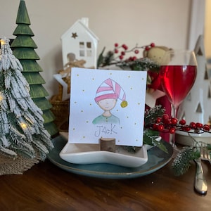 パーソナライズされたポートレートプレースカード - 結婚式のテーブル、クリスマス、イベントに最適