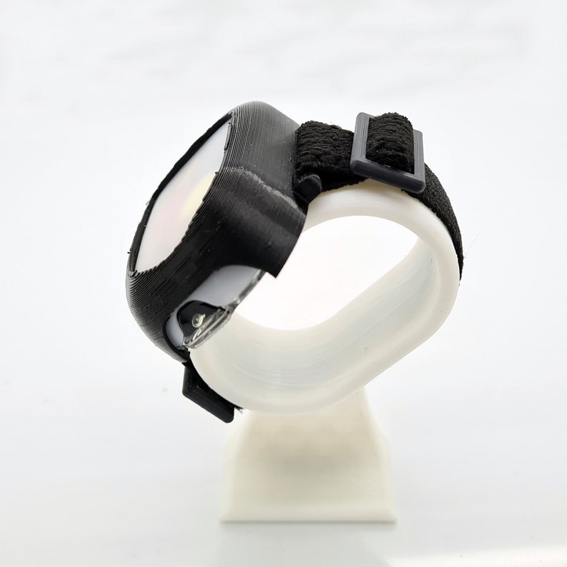 OmniPod Armband/Holder Medical Accessory Protects Your Sensor White/Black image 5