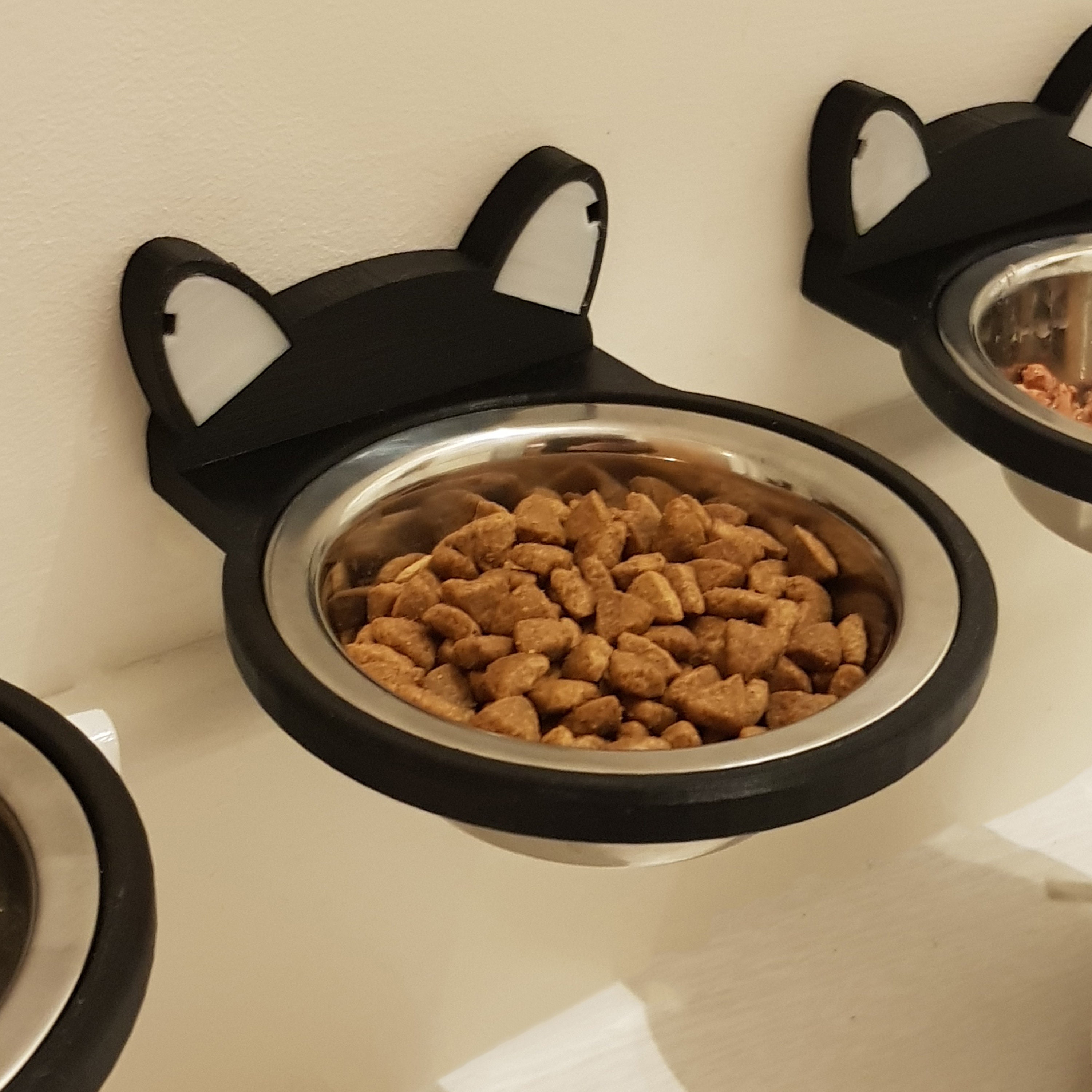 Cat food cheap dish with lid