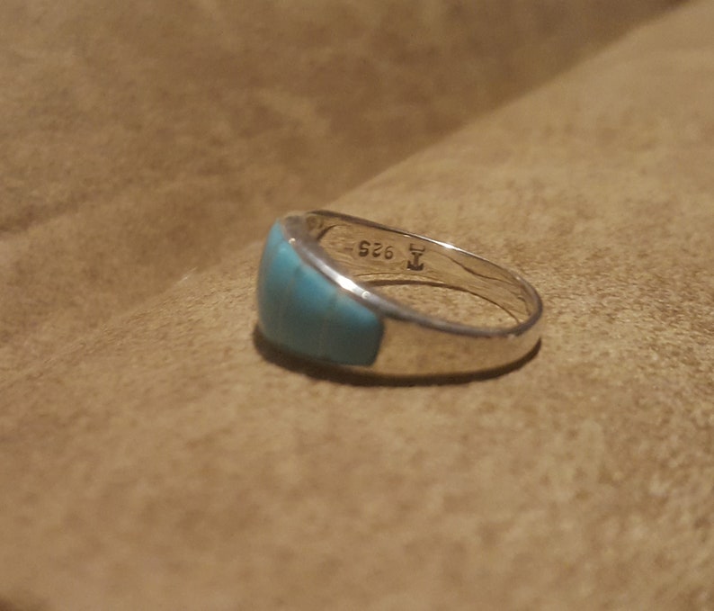 Terrific Santa Fe Style Kingman Blue Turquoise Curved Ring Size 6