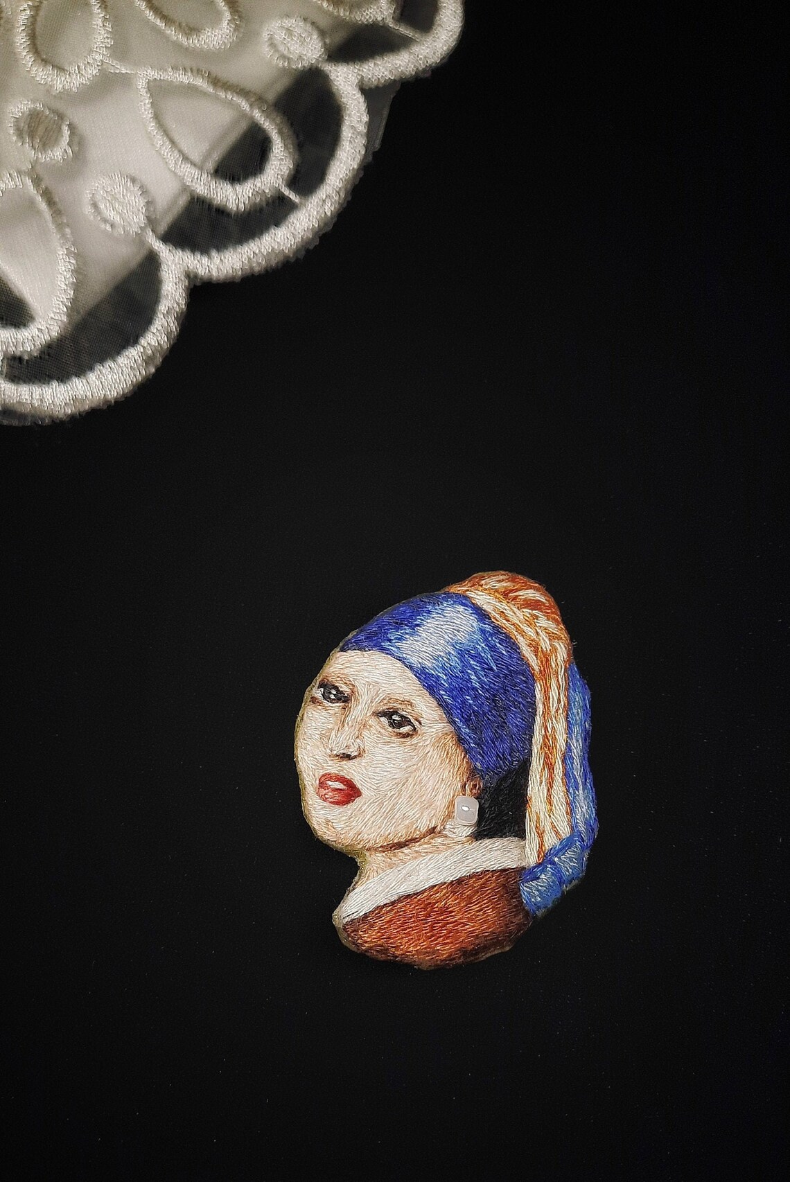 Hand embroidered portrait brooch. Girl with a Pearl Earring. Etsy