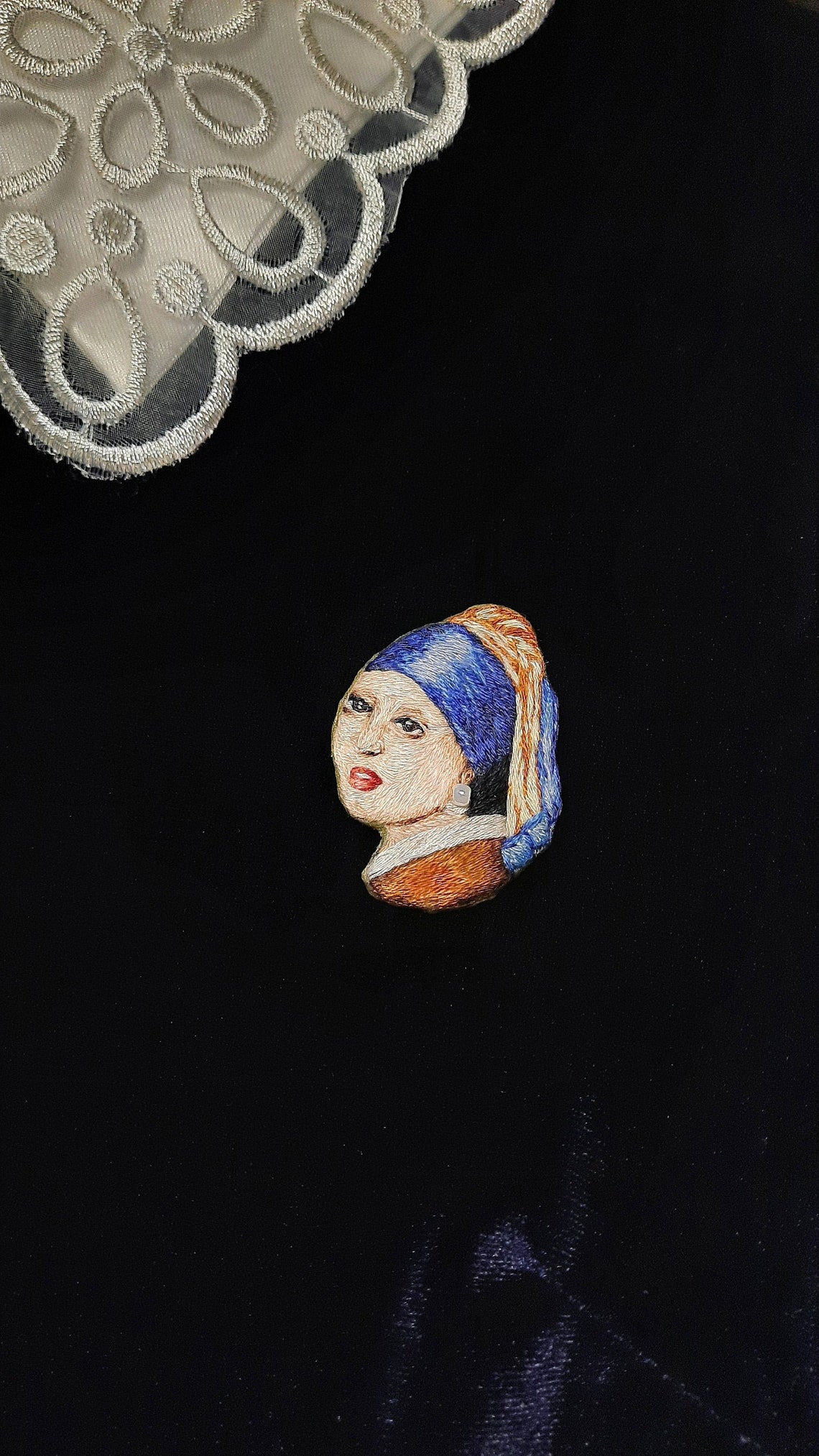 Hand embroidered portrait brooch. Girl with a Pearl Earring. Etsy